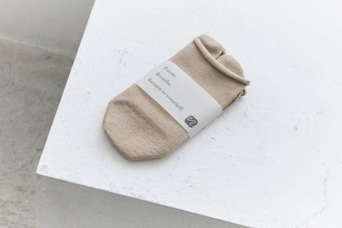 nemcaro ラメ入りシームレス足袋ソックス