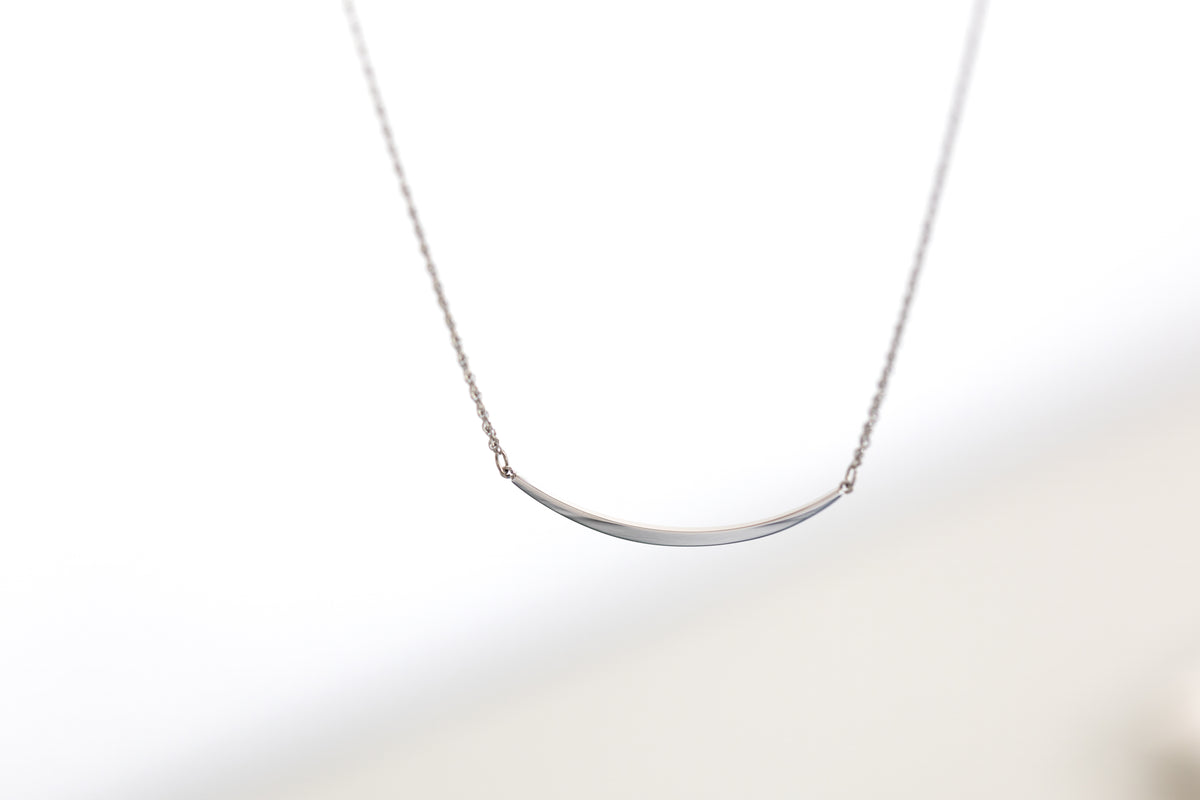 医療機器】純チタン磁気ネックレス Hoola Link [ HALF MOON ] （フーラ 
